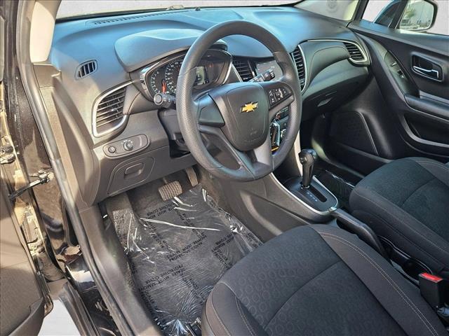 used 2021 Chevrolet Trax car, priced at $15,311