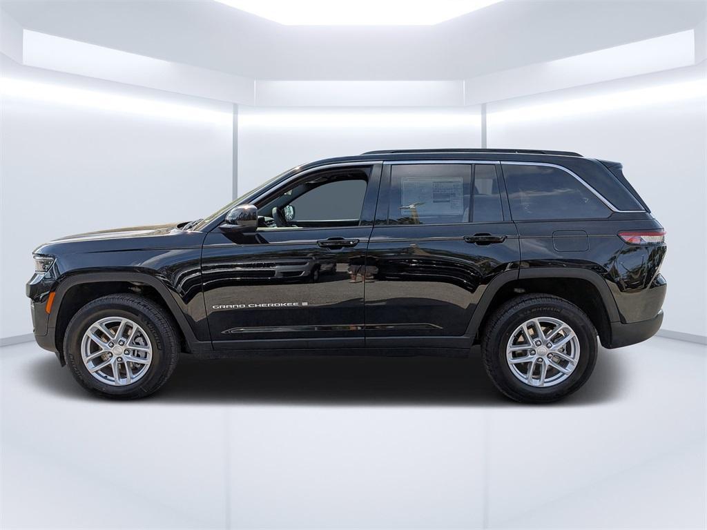 new 2026 Jeep Grand Cherokee car, priced at $40,333