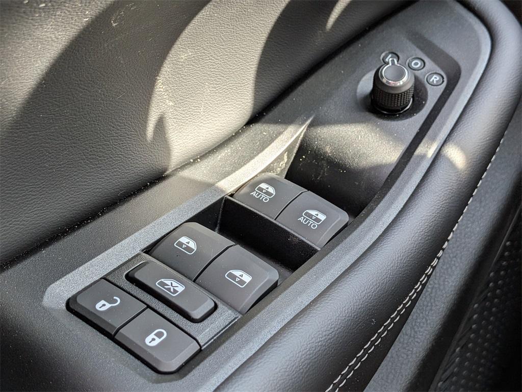 new 2026 Jeep Grand Cherokee car, priced at $40,333