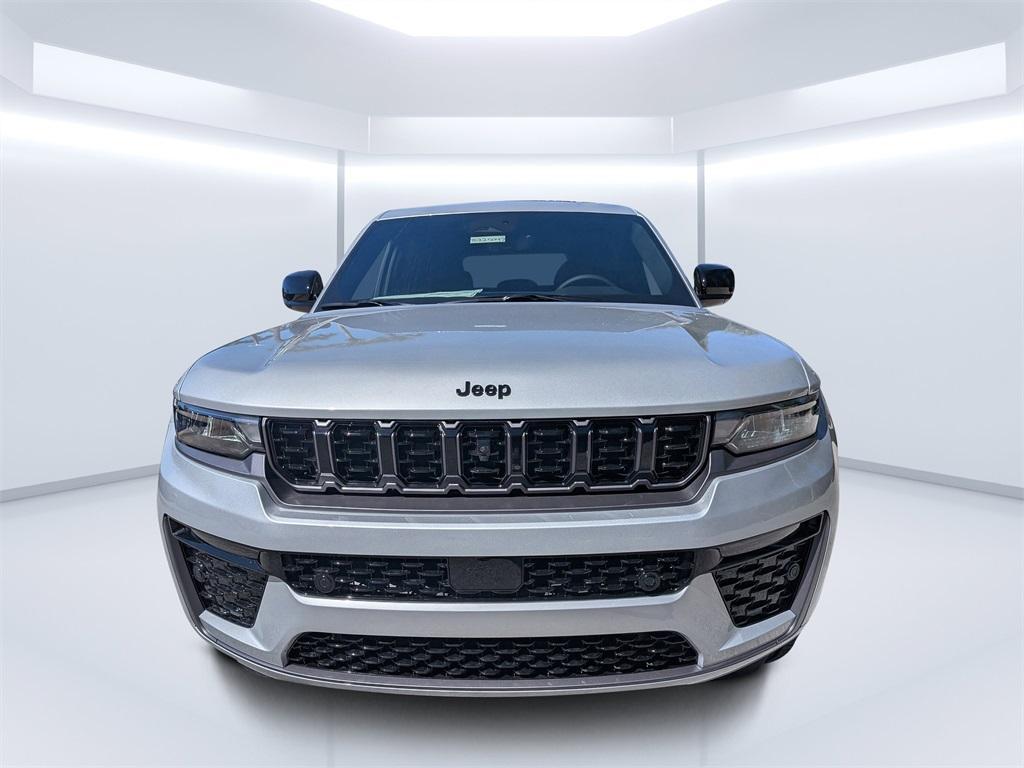 new 2026 Jeep Grand Cherokee car, priced at $54,921