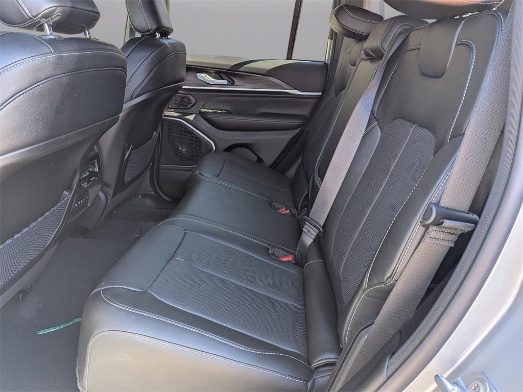 new 2026 Jeep Grand Cherokee car, priced at $54,921