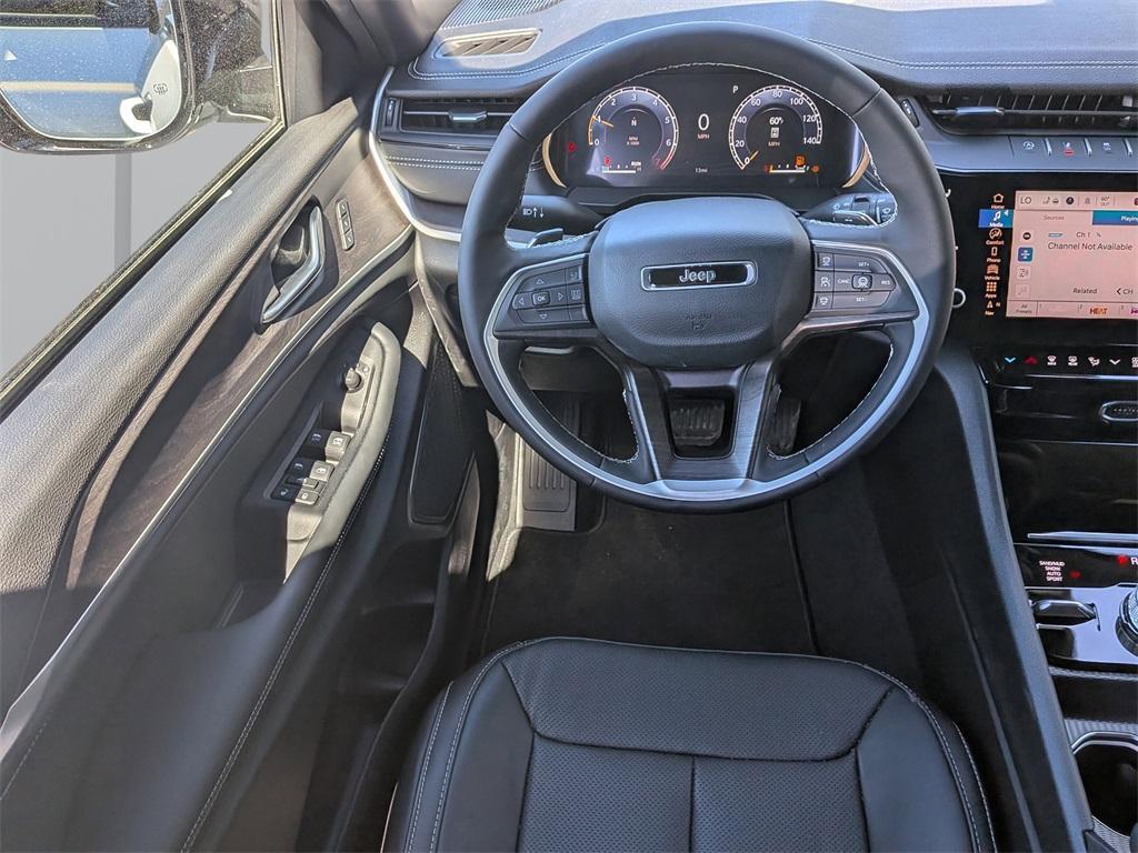 new 2026 Jeep Grand Cherokee car, priced at $54,921