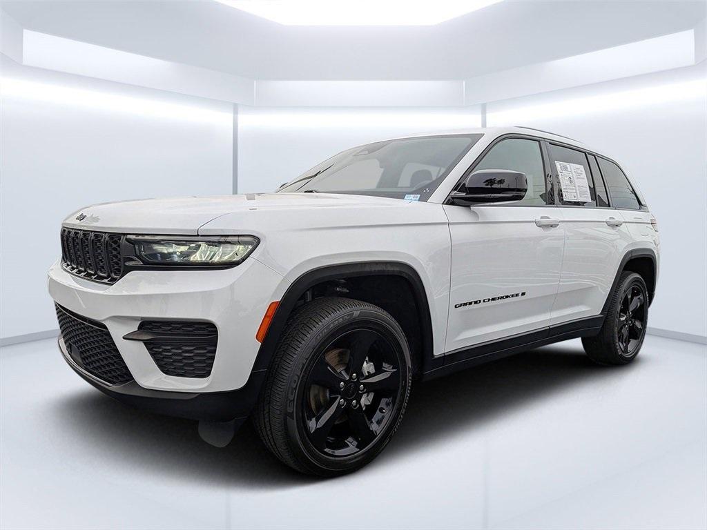 used 2023 Jeep Grand Cherokee car, priced at $29,907