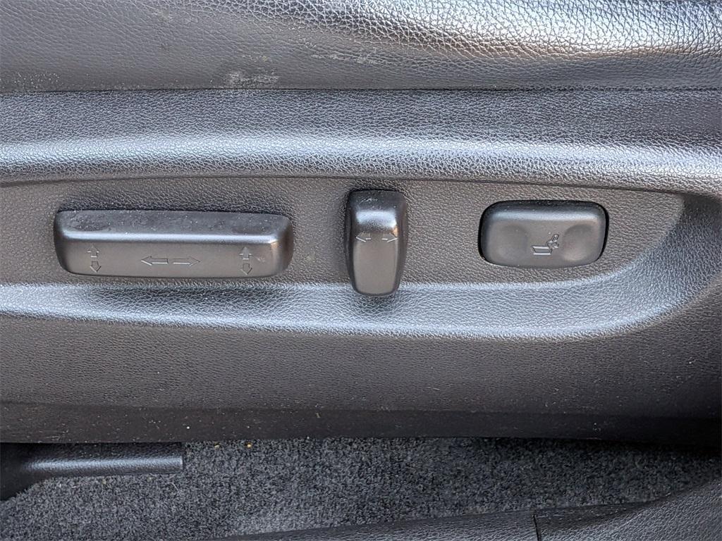 used 2015 Acura MDX car, priced at $15,204