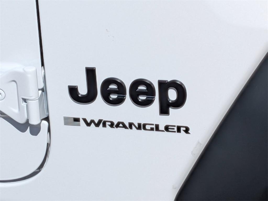 new 2026 Jeep Wrangler car, priced at $42,660