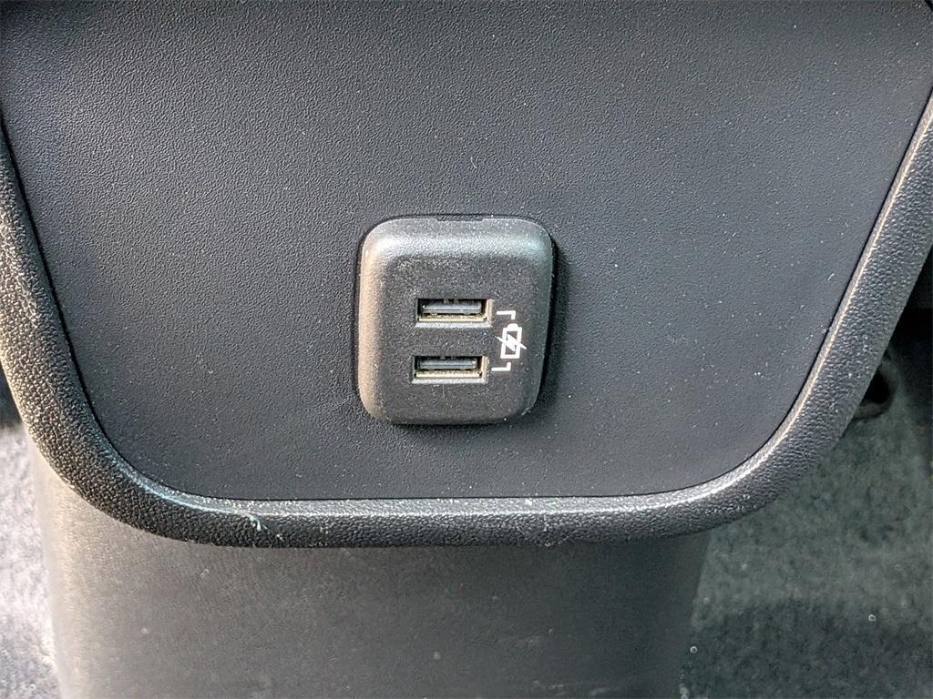 used 2021 Chevrolet Equinox car, priced at $13,263