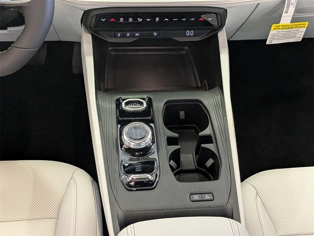 new 2026 Jeep Cherokee car, priced at $43,795