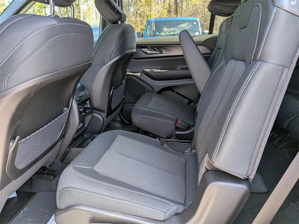 new 2026 Jeep Grand Cherokee L car, priced at $42,680