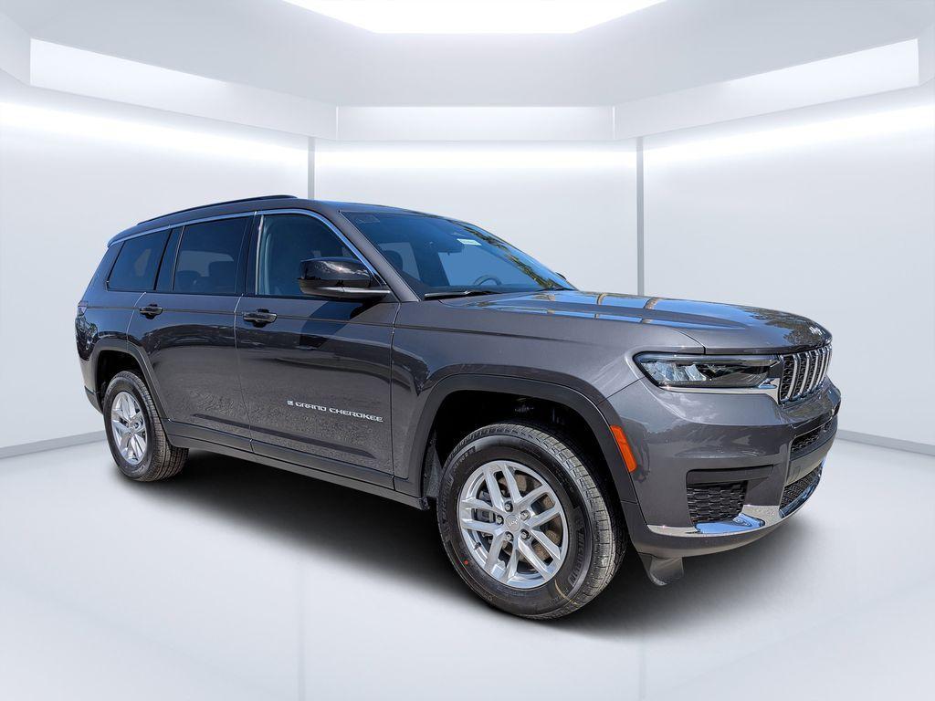 new 2026 Jeep Grand Cherokee L car, priced at $40,300