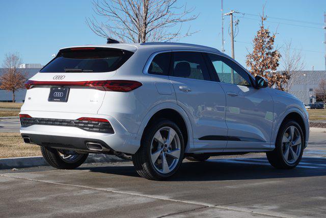 new 2025 Audi Q5 car, priced at $59,030