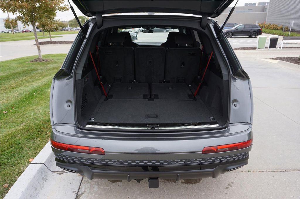 new 2026 Audi Q7 car, priced at $94,740