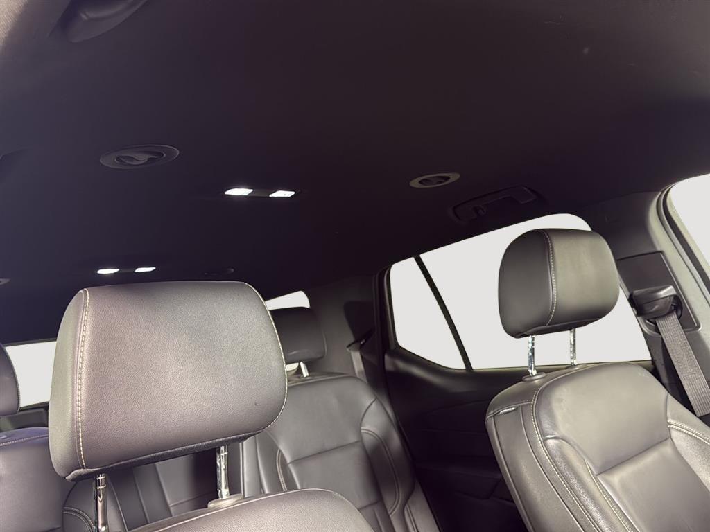 used 2022 Chevrolet Traverse car, priced at $28,987