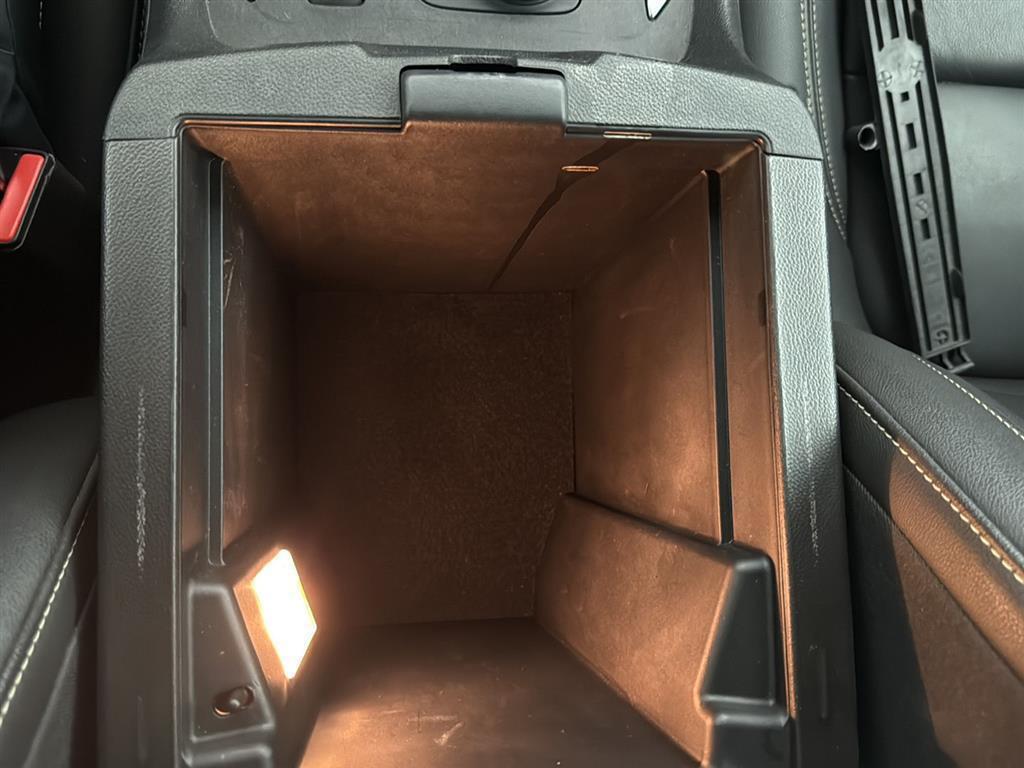 used 2022 Chevrolet Traverse car, priced at $28,987