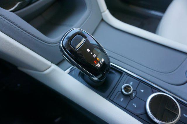 used 2024 Cadillac XT5 car, priced at $39,400