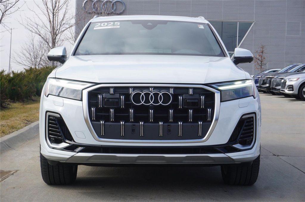 used 2025 Audi Q7 car, priced at $60,497