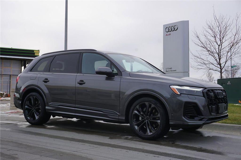 new 2026 Audi Q7 car, priced at $76,795