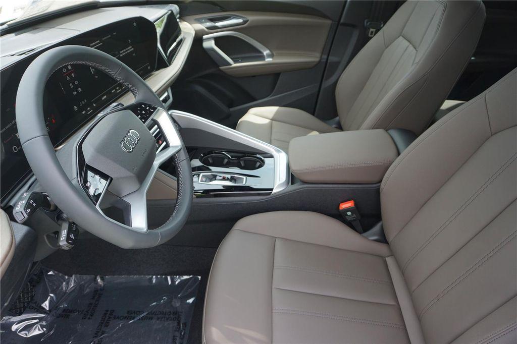 new 2025 Audi Q5 car, priced at $49,025