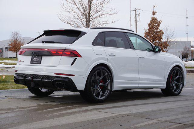 new 2026 Audi RS Q8 car, priced at $150,115
