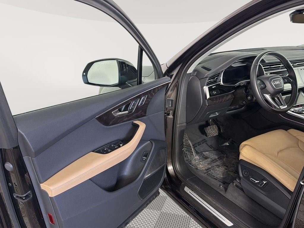 used 2025 Audi Q7 car, priced at $63,897