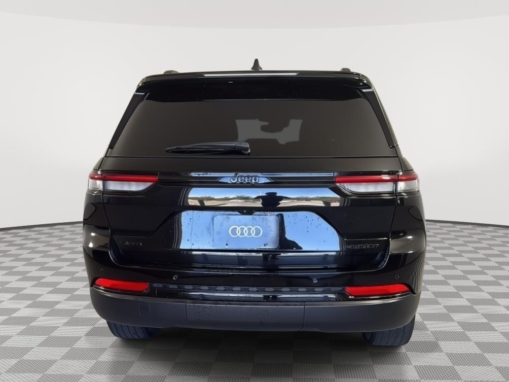 used 2023 Jeep Grand Cherokee car, priced at $33,000
