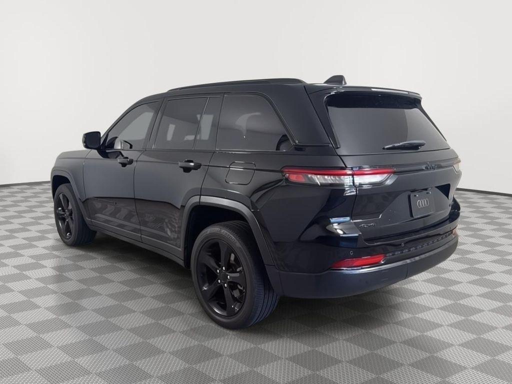 used 2023 Jeep Grand Cherokee car, priced at $33,000