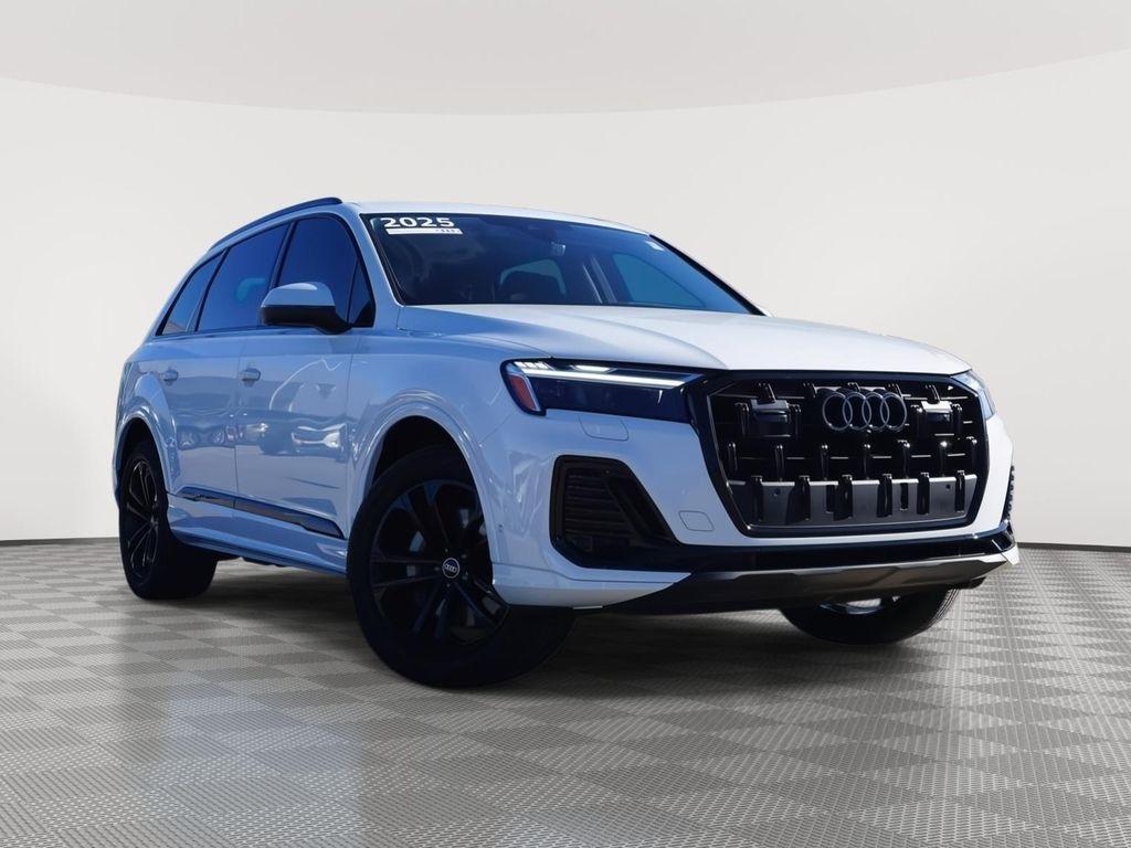 used 2025 Audi Q7 car, priced at $55,000