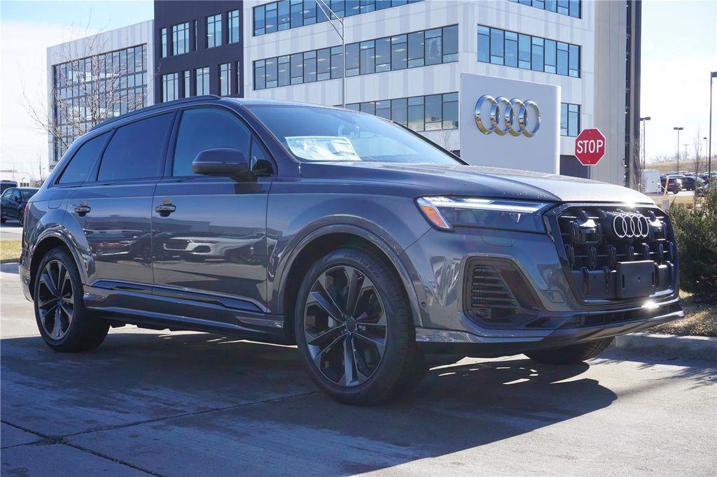 new 2026 Audi Q7 car, priced at $77,505