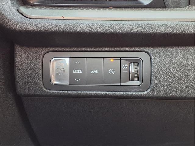 used 2024 Chevrolet Traverse car, priced at $36,450