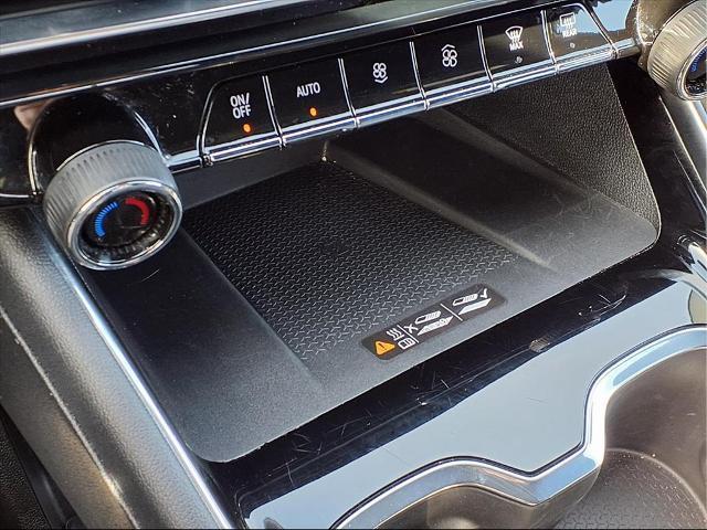 used 2024 Chevrolet Traverse car, priced at $36,950