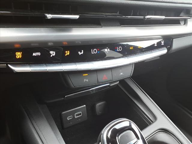 used 2025 Cadillac XT4 car, priced at $37,450