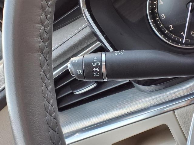 used 2021 Cadillac XT5 car, priced at $28,950