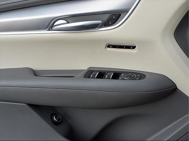 used 2021 Cadillac XT5 car, priced at $28,950