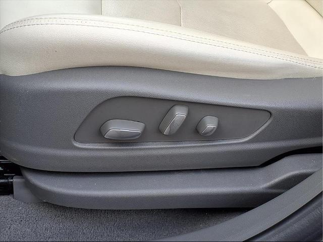 used 2021 Cadillac XT5 car, priced at $28,950