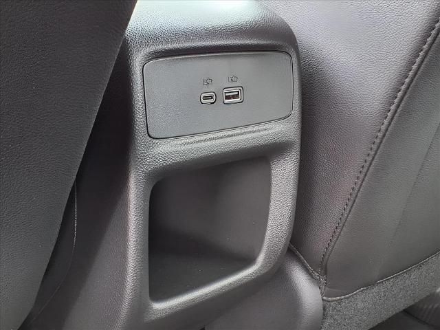 new 2025 Buick Envista car, priced at $25,206