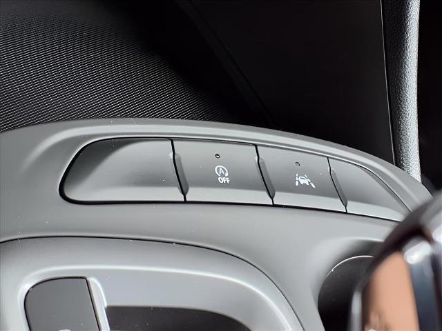 new 2025 Buick Envista car, priced at $25,206