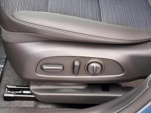 new 2025 Buick Envista car, priced at $25,206
