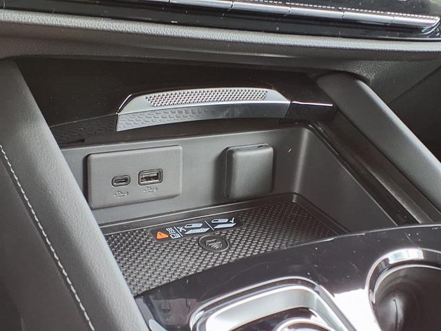 new 2025 Buick Envision car, priced at $43,974