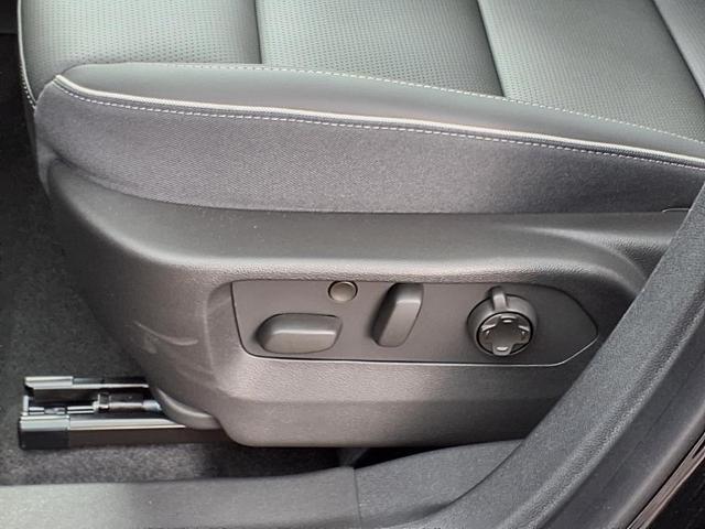 new 2025 Buick Envision car, priced at $43,974