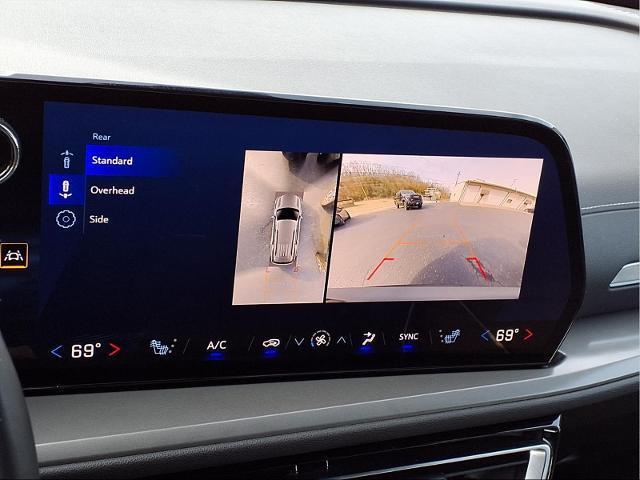 used 2024 Chevrolet Traverse car, priced at $34,450