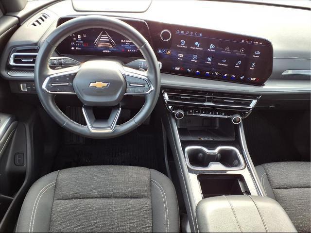 used 2024 Chevrolet Traverse car, priced at $35,950