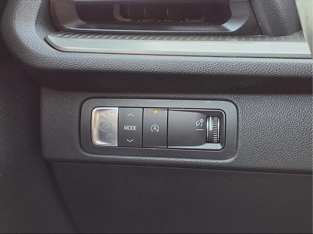 used 2024 Chevrolet Traverse car, priced at $35,950