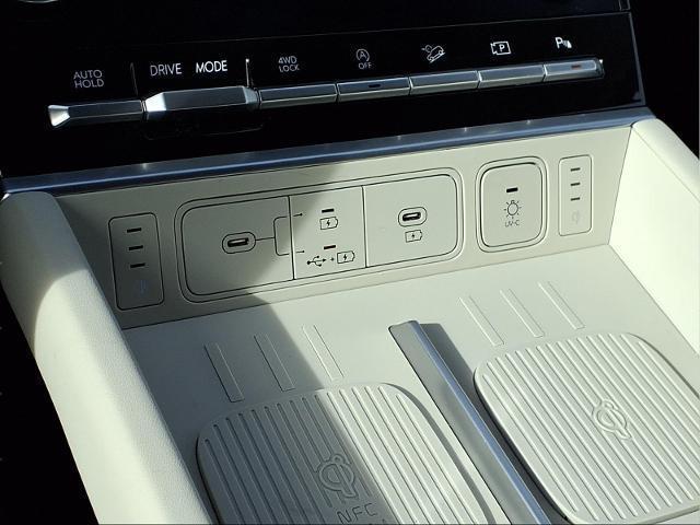 used 2025 Hyundai Santa Fe car, priced at $42,980