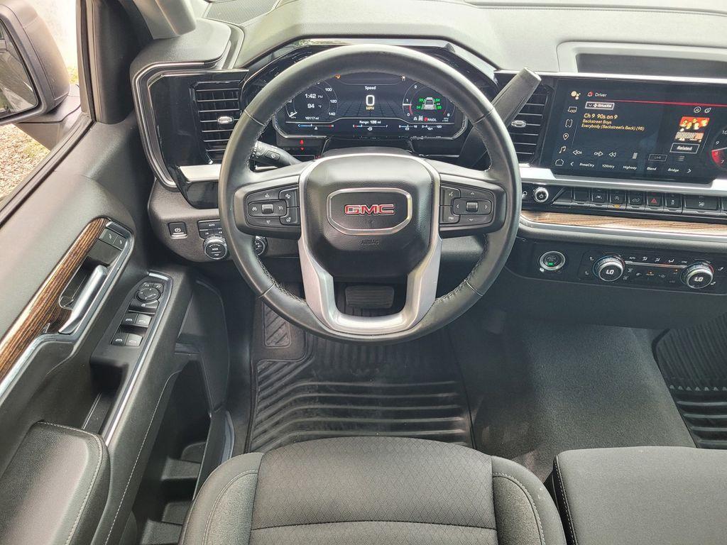 used 2023 GMC Sierra 1500 car, priced at $49,891