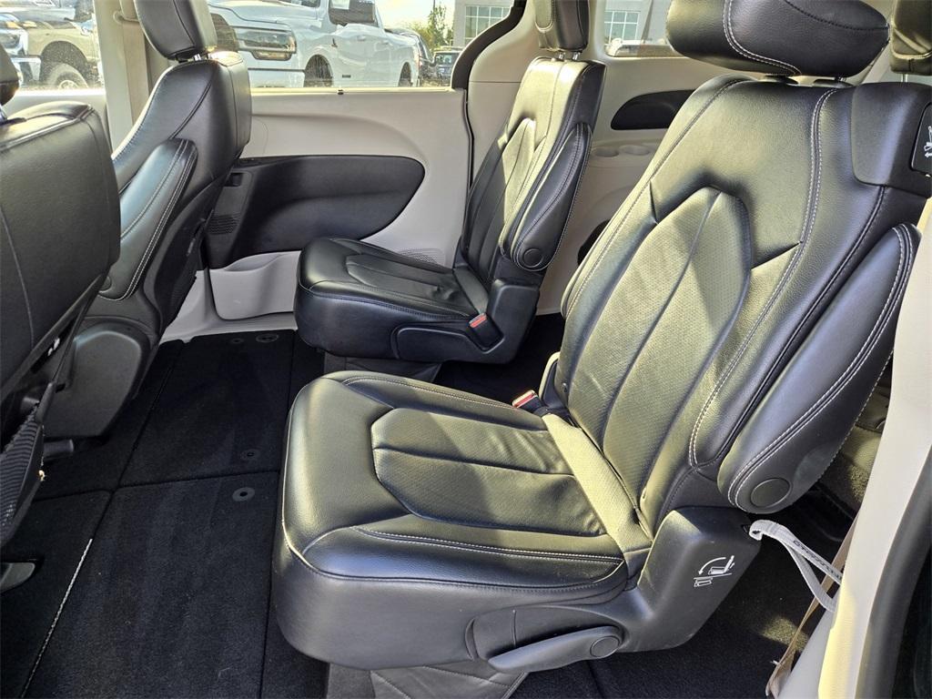 used 2022 Chrysler Pacifica car, priced at $21,458
