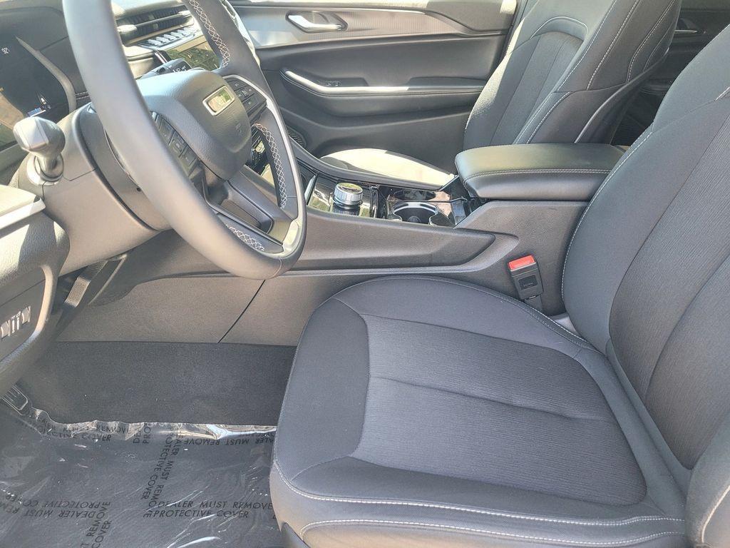 used 2023 Jeep Grand Cherokee L car, priced at $28,988