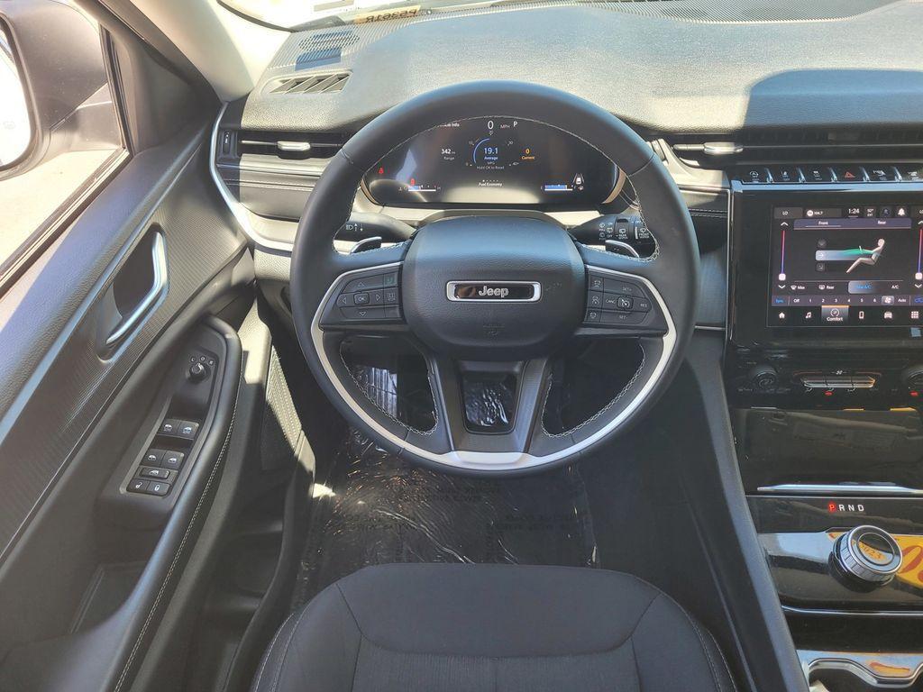 used 2023 Jeep Grand Cherokee L car, priced at $28,988