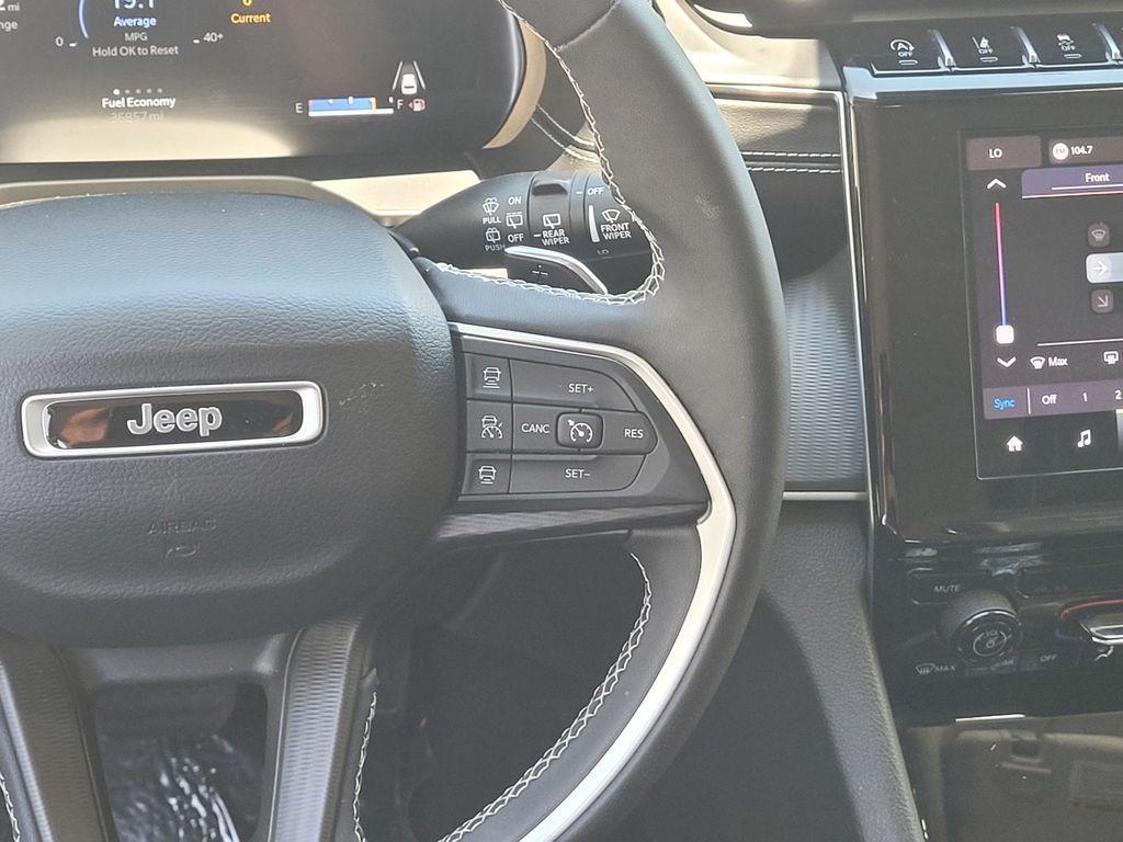 used 2023 Jeep Grand Cherokee L car, priced at $28,988