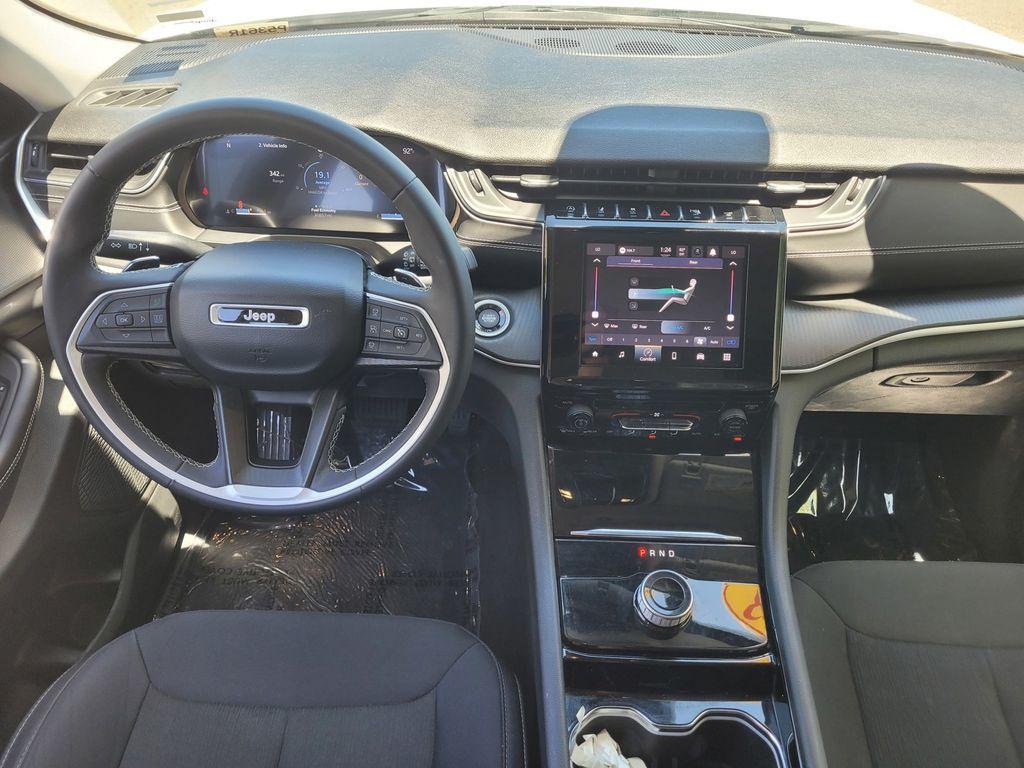 used 2023 Jeep Grand Cherokee L car, priced at $28,988