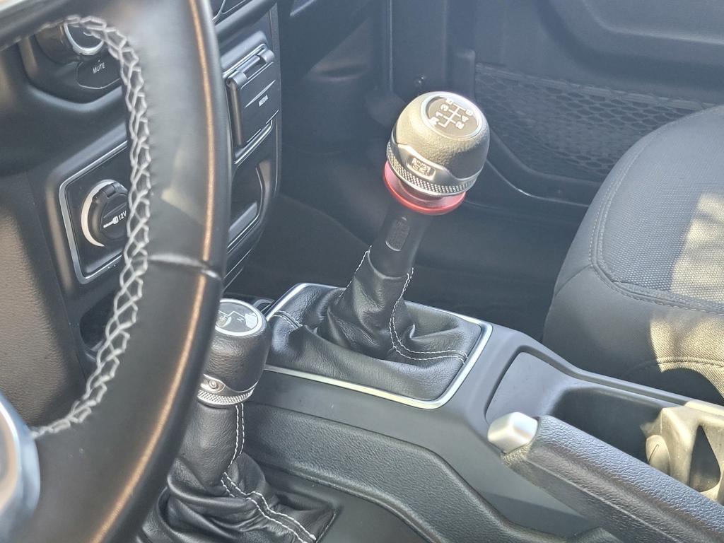 used 2022 Jeep Gladiator car, priced at $36,981