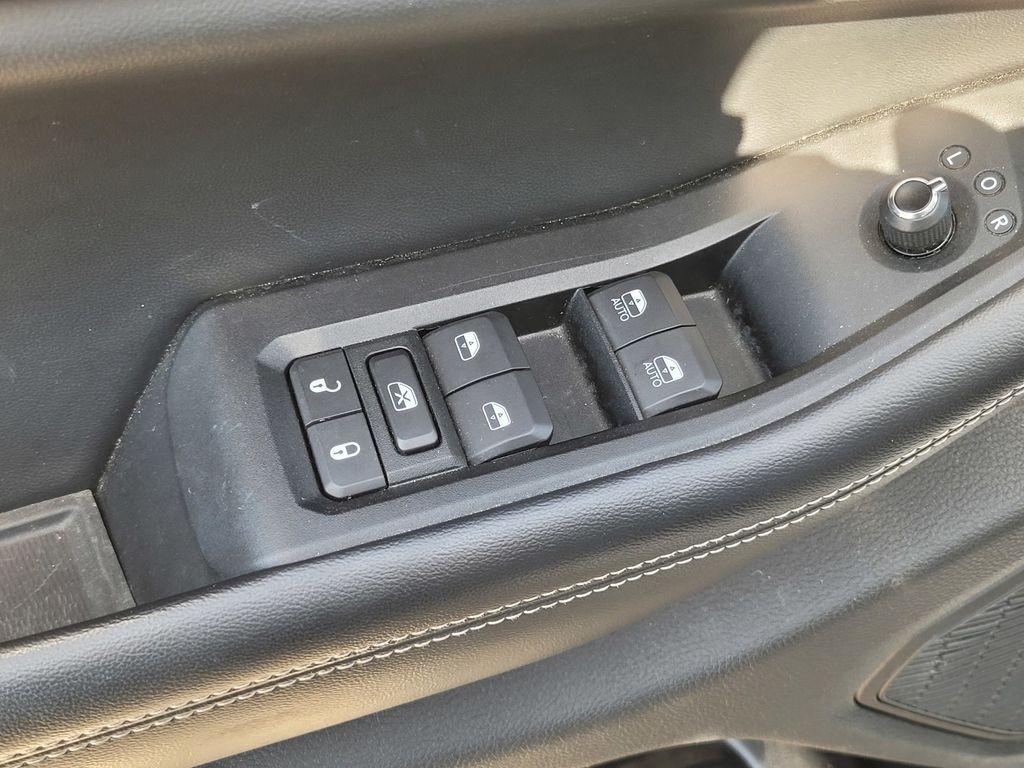 used 2023 Jeep Grand Cherokee car, priced at $28,323